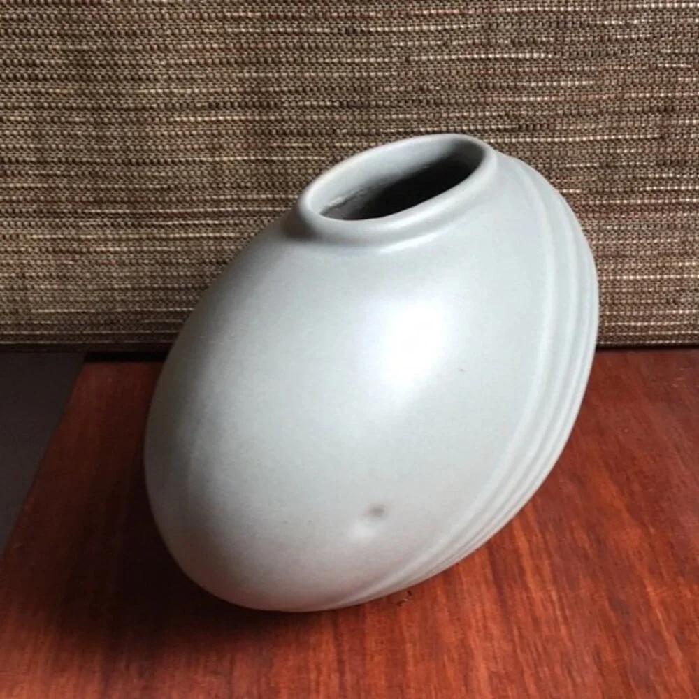Vintage art deco vase